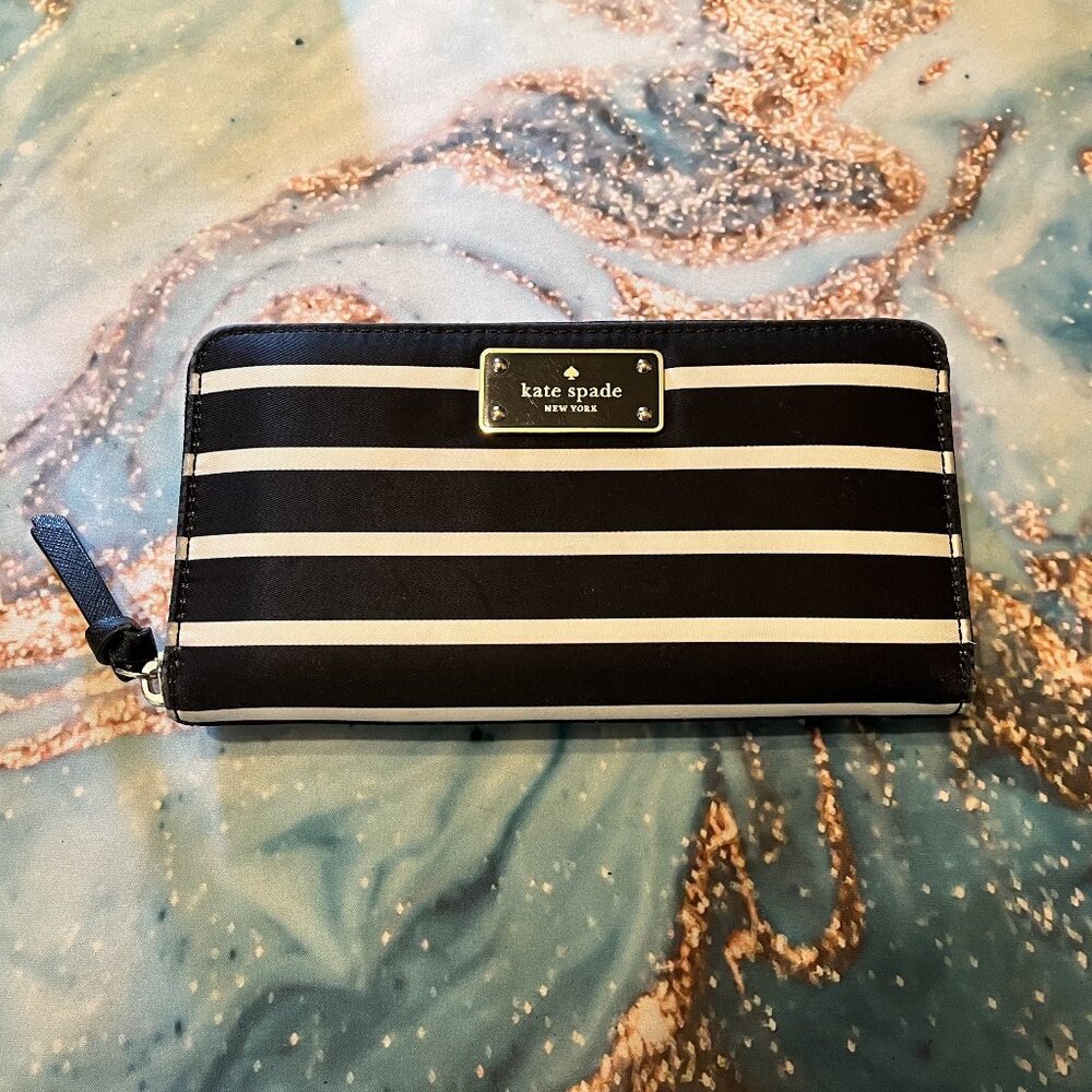 EUC Kate Spade Black White Striped Continental Wallet